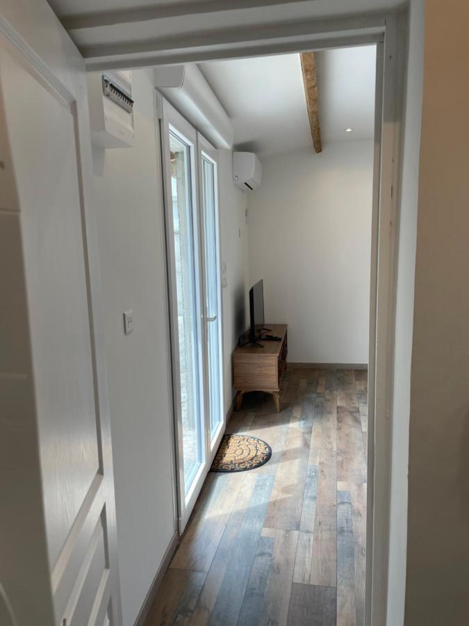 隆河省Studio 23 M2+Wifi +Parking Prive公寓式酒店 外观 照片